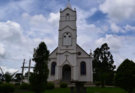 Igreja Católica - Comunidade do Tarumã